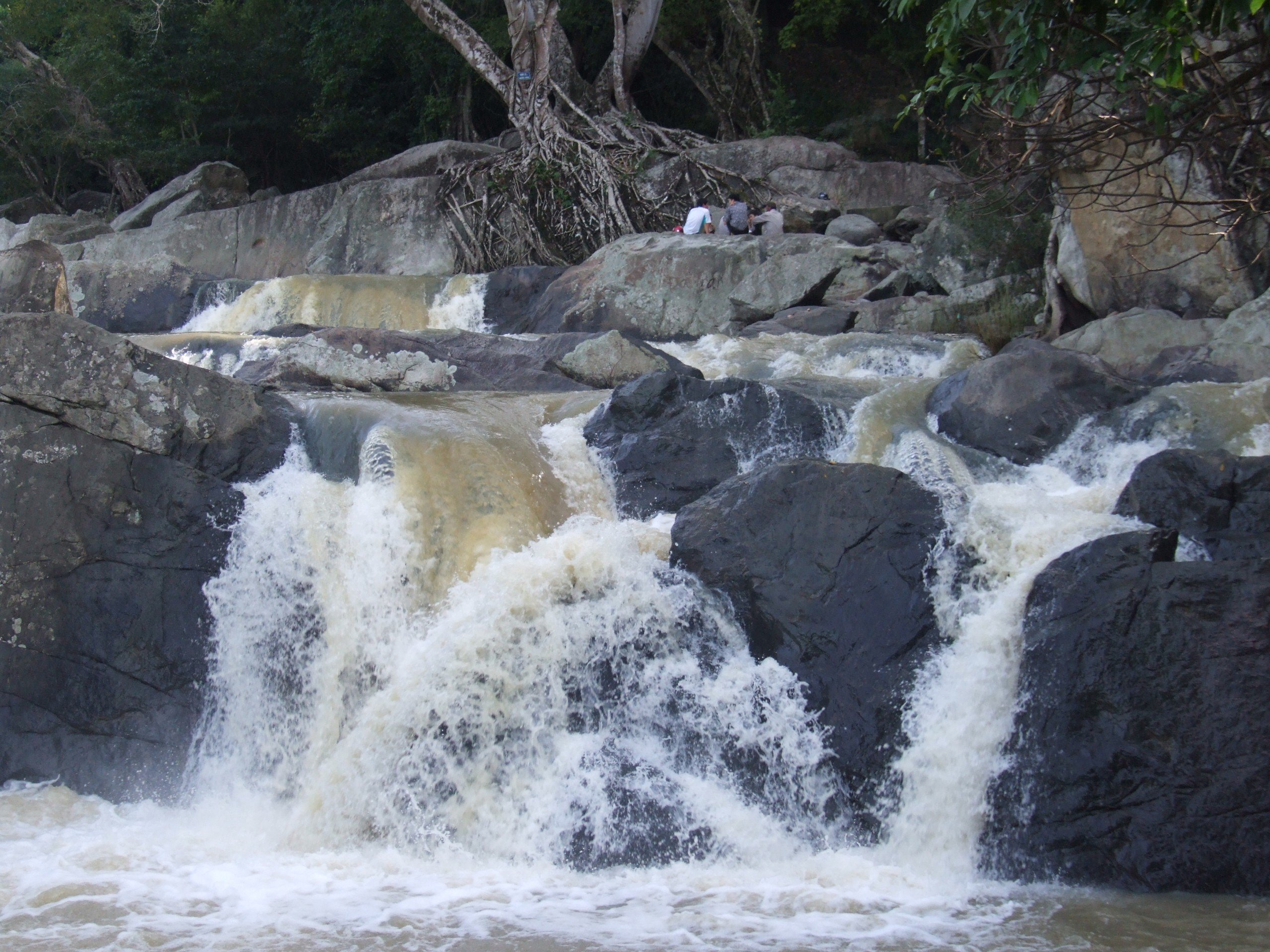 Di tích danh lam thắng cảnh quốc gia thác Dray K’nao